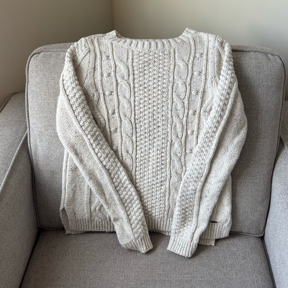 Hollister Chunky Cable Knit Sweater | XS | Oatmeal/Multicolor Dots